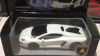 Petron Lamborghini Aventador LP 7004 Model Car white [upl. by Irving]