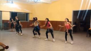 Yandel  Moviendo Caderas ft Daddy Yankee  Instituto GB Ritmos [upl. by Saucy]