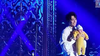 Dimash Qudaibergen  Know Ascolta la voce  Stranger Antalya solo concert 05062023 FANCAM [upl. by Nylirak248]