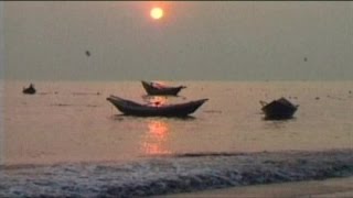 Monir Khan  Ami Akashe Dekhechi  Bangla Patriotic Song [upl. by Aggy]