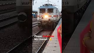 WAP7 🔥🔥 mass entry at bayana junction🔥🔥 Mumbai to Amritsar 🚄🚄 12925  Paschim express🔥🔥⚡⚡ [upl. by Winnick]