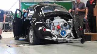 Rod Richardson Black Chopped VW Beetle on Dyno  2276cc [upl. by Leakim445]