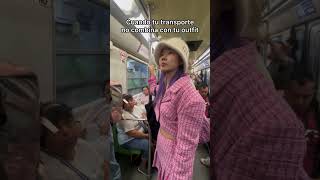 Cuando tu transporte no combina con tu outfit [upl. by Boccaj]