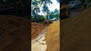 ගංවතුරේම ගහගෙන ගියා නේද😥🌊 🌧️ ☔ kalutarabeachrainsrilankafunnyvideoslfishing [upl. by Lehpar514]