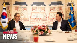 President Yoon Fmr President Lee Myungbak discuss nuclear power plants politics over dinner [upl. by Gardie954]