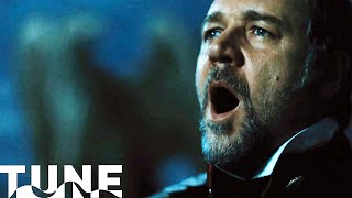 Russell Crowe Sings Stars in Les Miserables 2012  TUNE [upl. by Ylrebmyk]