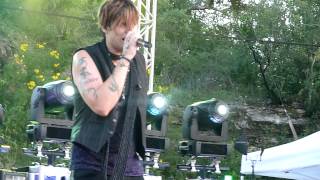 Hinder  Get Stoned  Sunken Gardens Theater  San Antonio TX [upl. by Eahsan790]