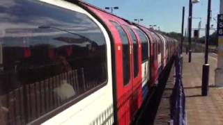 HD Central Line 1992 stock 91193 Departs Ealing Broadway [upl. by Ttenneb887]