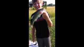 RC FISHING Bass fishing with The Radio Ranger Rc Fishing Boat [upl. by Carboni222]