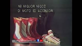 1983 Canale 5 Ray stivali da moto [upl. by Yrolg]