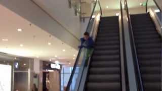 Best sliding trick on an escalator by Zaz 2012 [upl. by Isaacs]