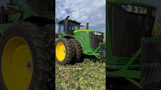 JOHN DEERE 9R 390 Tractor bigtractorpower johndeere tractor sweetcorn harvest [upl. by Ahsenre]