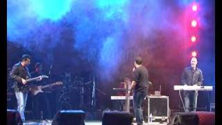 Wake Up Sid amp Socha HaiSEL Live  Alcheringa 2010 [upl. by Luahs]