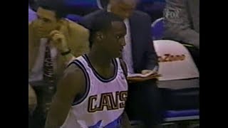 Brevin Knight 22pts4asts5stls vs Bulls 1998 [upl. by Geanine]