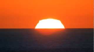 A perfect Green Flash Sunset [upl. by Amlev]