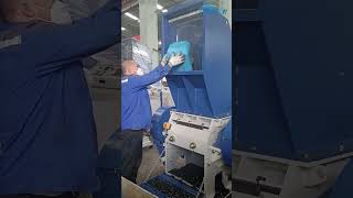 Synthetic Rubber Recycling from Shredder to granulator [upl. by Cnahc897]