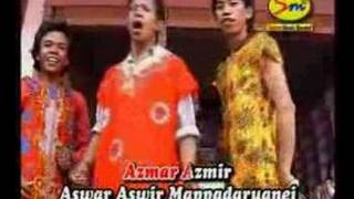 lagu bugis jilbab putih [upl. by Lamahj]