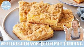 Apfelkuchen vom Blech mit Pudding 🍎🍰  StreuselTraum nach Omas Original Rezept  Einfach Backen [upl. by Adnertal434]