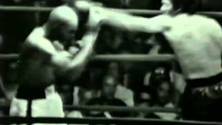 Carlos Monzon vs Bennie Briscoe II [upl. by Reddin581]