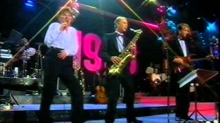 Lotta Engberg  Medley Live Nyårsgala 1992 [upl. by Bruyn]