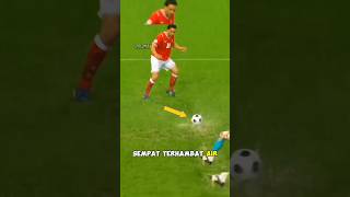 Ketika bermain bola di cuaca buruk 🥶 [upl. by Tolkan]