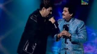 Kumar sanu and udit narayan live performance together 2018 [upl. by Nymsaj10]