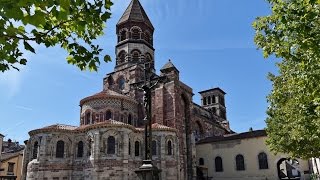 Saint Julien de Brioude  Art Roman  Auvergne  France [upl. by Rabbi]