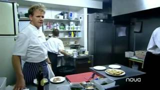 Pesadilla en la Cocina UK 2x01 Español quotLa Lanternaquot [upl. by Afatsuom]