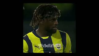 Maçta oynamsı gereken o üçlüfootballcristianomanchesterunitedfenerbahçefballansaintmaximin [upl. by Lauter176]