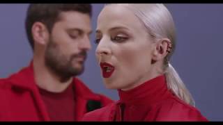 Madame Monsieur  Comme Une Reine Clip Officiel [upl. by Manwell]