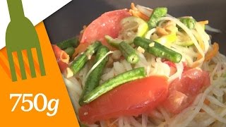 Recette de Salade de papaye verte  750g [upl. by Zeugirdor]