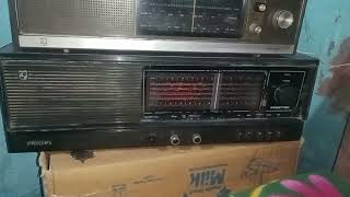 Philips prestige 556 classic table transister radio [upl. by Adian]