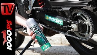 HOWTO  Kettenschmieren beim Motorrad mit MOTOREX Chain Clean  Road Offroad Race [upl. by Kazim]