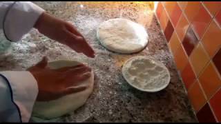 عجينة البيتزا الإيطالية  pâte pizza [upl. by Hauhsoj]