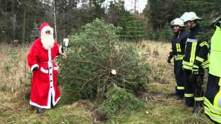 Feuerwehr Colmnitz Weihnachtsbaum in Notlage HD720p [upl. by Eeltrebor]