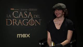 Entrevista a Ewan Mitchell Tom GlynnCarney Eve Best y Steve Toussaint de La Casa del Dragón 2 [upl. by Anaderol]