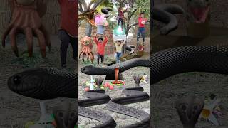 main aur mere bhai kagaj ki rocket banaa rahe the Kale mote snake Aaye bam Bhola Mere shortvideo👏😱🚩 [upl. by Akerue582]