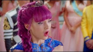 Descendants 2  Ben Falls In Love With Uma  Clip HD [upl. by Kerianne577]