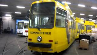 Surrende Hochflurtrams in der Remise [upl. by Nyl]