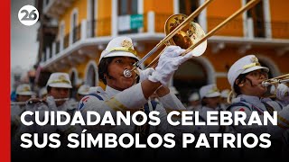 PANAMÁ  Ciudadanos celebran sus símbolos patrios en un desfile [upl. by Aninaig]