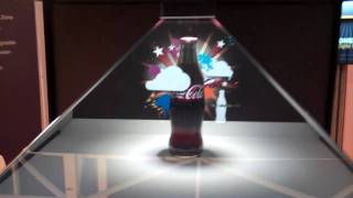 Publicidad holográfica con CocaCola en Total Media [upl. by Thorin686]