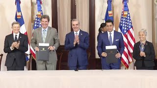 Firma del Acuerdo de Cielos Abiertos entre Estados Unidos y República Dominicana [upl. by Profant235]