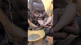 So Delicious‼️its breakfast 🔥😋 Enjoy Oldman hadzabe tribe Hunts Lifestyle [upl. by Goebel]