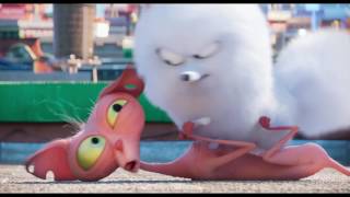 Brian the Minion watches The Secret Life of Pets  Fandango Movie Moment 2016 [upl. by Terej]