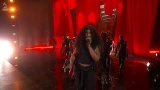 Watch SZA perform quotSNOOZE” and “KILL BILL” live at the 2024 GRAMMYs [upl. by Kirsch]