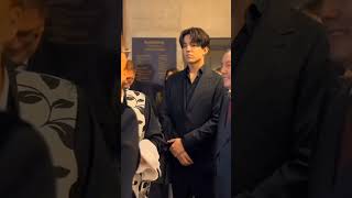 Dimash e Kanat em Paris 41124 димаш dimash 迪玛希 dqfcbrasil [upl. by Wilbert]