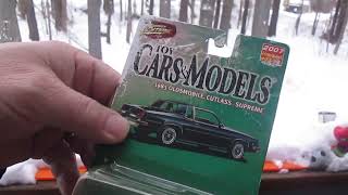 1983 Oldsmobile Cutlass Supreme 2007 Limited Edition Johnny Lightning Toy Car Unboxing and Review [upl. by Swanson]