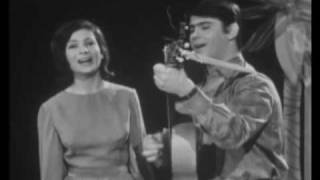 Esther amp Abi Ofarim  Adama adamati live 1963 [upl. by Ettigirb]