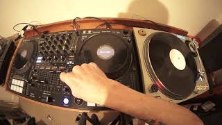 PIONEER DDJ1000 USE THE MIXER LIKE THE DJM900NX EFFECTS WITH VINYL [upl. by Tegdig350]