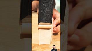 Formon Acero Damasco Filo extremoo madera Blanda woodcarving satisfying woodworking [upl. by Nibuz]